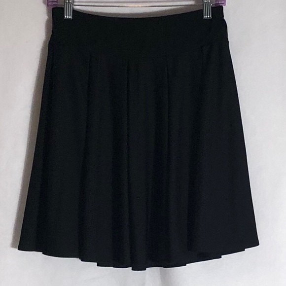 NWOT INC International Concepts Black Skirt P/S - Picture 4 of 7